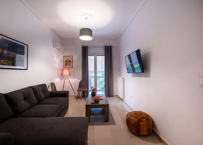 Sokos Residence, 1' Walk From Aghios Ioannis Metro