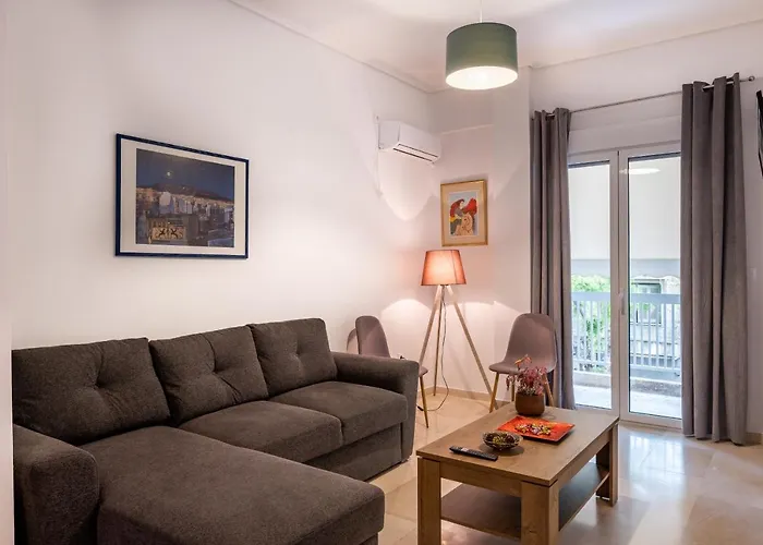 Sokos Residence, 1' Walk From Aghios Ioannis Metro